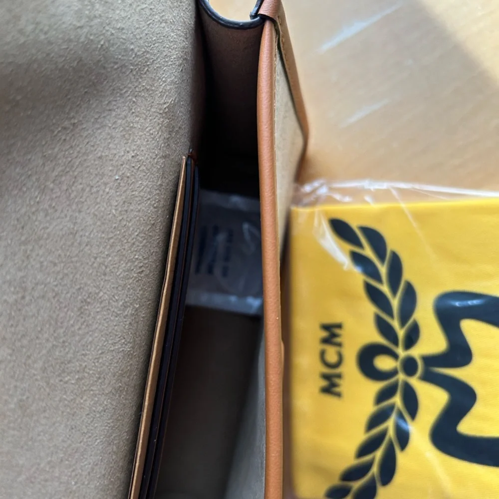 MCM Himmel LTS Crossbody SML 19 - Picture 5 of 14